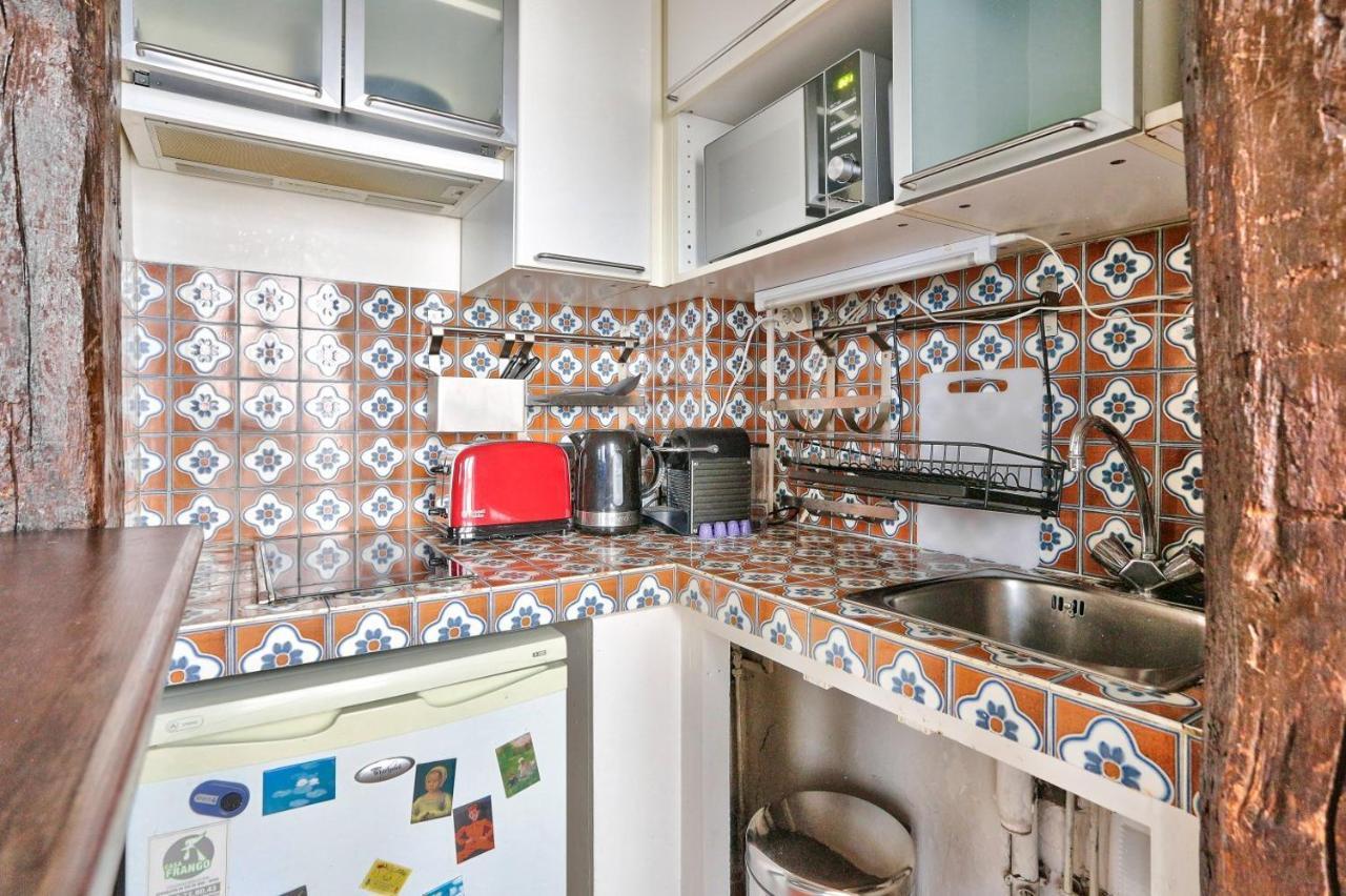 Studio Mezzanine Quartier Luxembourg Free Netflix Paris Bagian luar foto